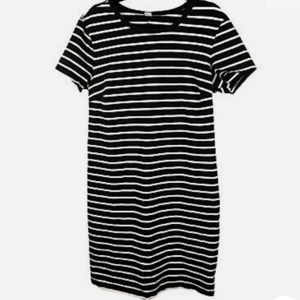 Old Navy Black and White Stripped Stretch Short Sleeve Form Fitting Dress